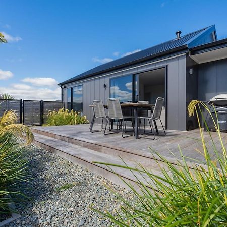Lake House - Te Anau Holiday Home Экстерьер фото