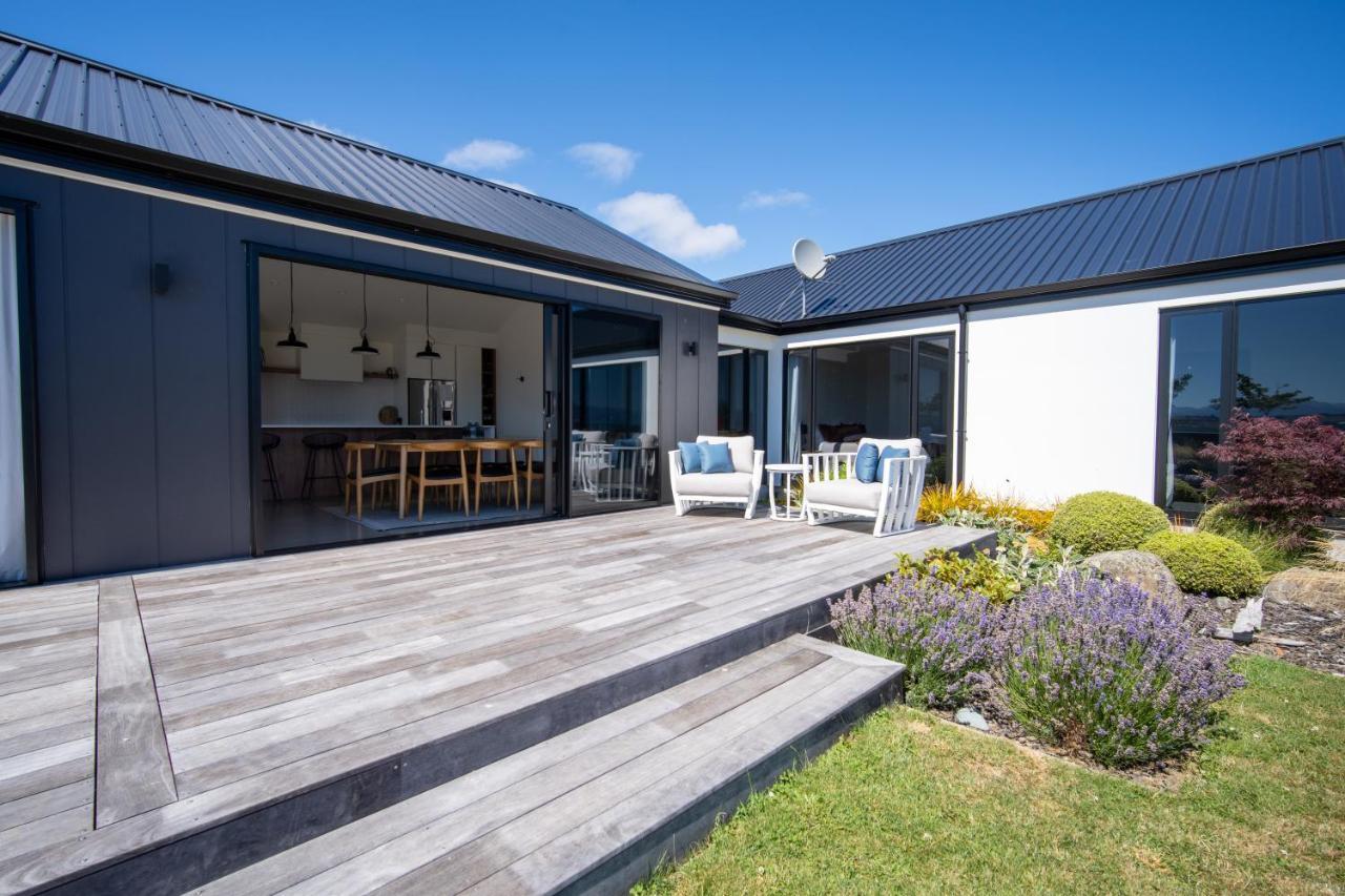 Lake House - Te Anau Holiday Home Экстерьер фото
