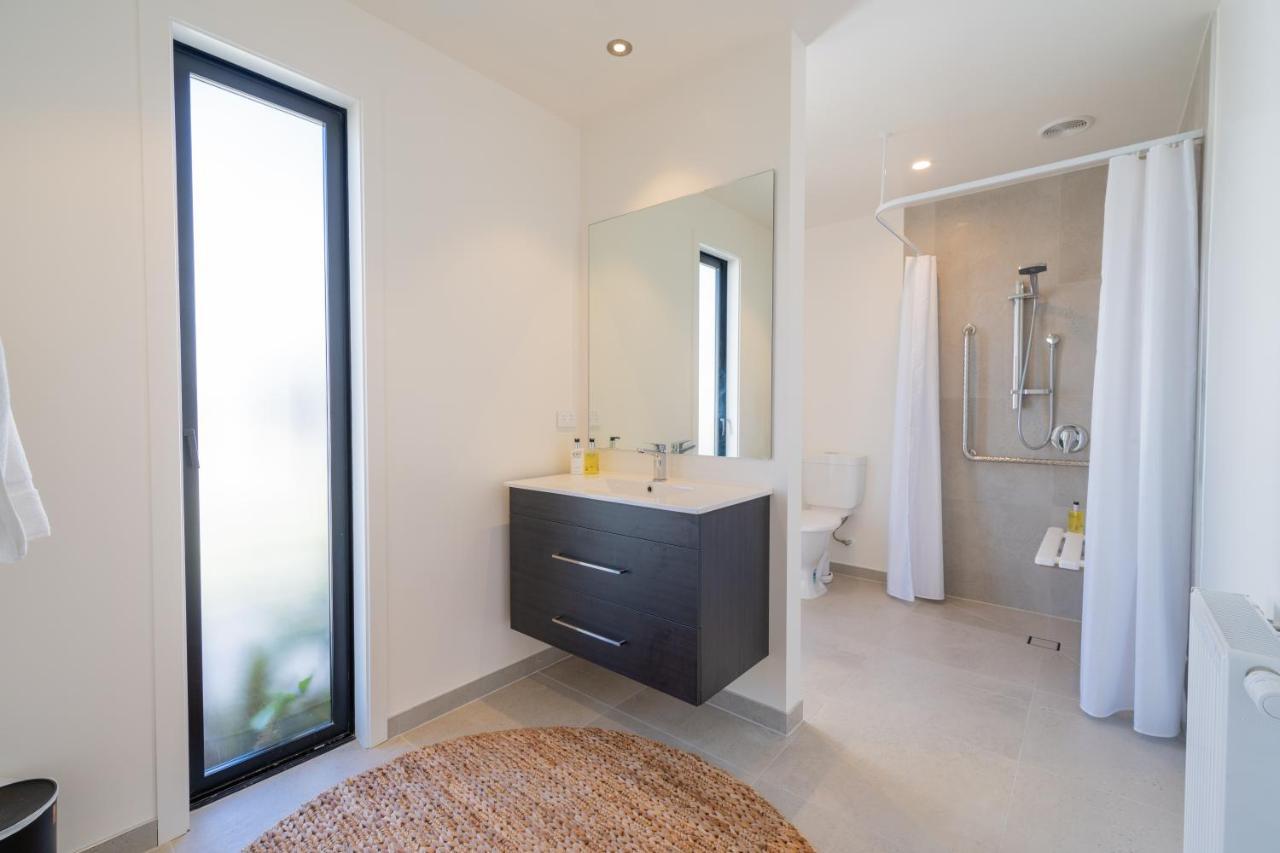 Lake House - Te Anau Holiday Home Экстерьер фото